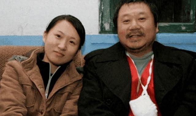 原来她是范伟老婆，难怪丈夫能上9次春晚，真是一个贤妻旺三代