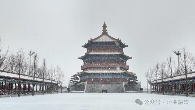 垣曲县迎来2025年入冬首场降雪 山城雪景成为“冬日限定”