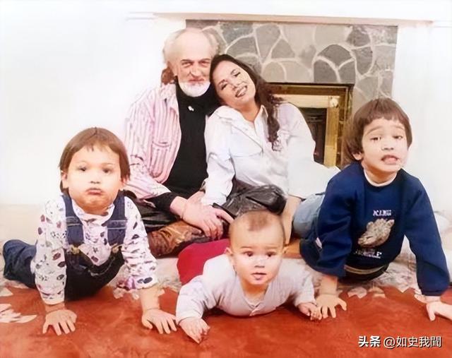 62岁韦唯现状：脊柱断裂已恢复	，前夫已死，两个混血儿子回国相伴