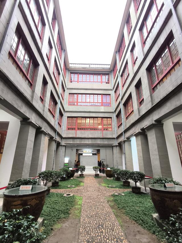 江西自由行 第一站：我来到军旗升起的圣地 南昌八一起义纪念馆