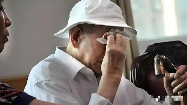 大批内鬼被抓！公安部披露惊人内幕，幕后黑手身份曝光，不简单