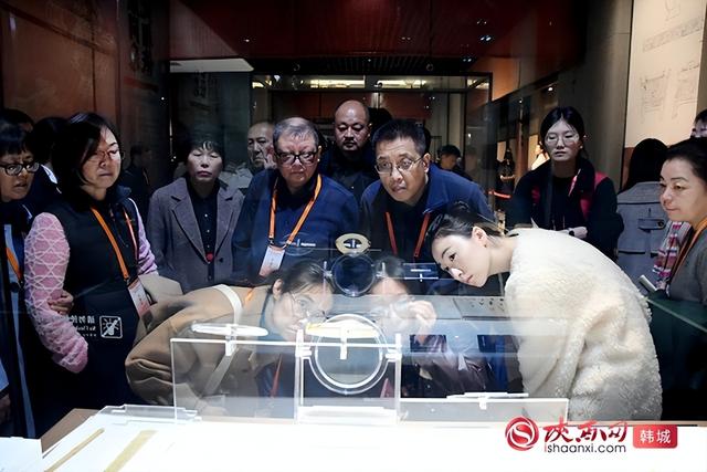 “行走史圣故里”采风活动走进梁带村芮国遗址博物馆（组图）