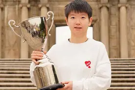 孙颖莎世界杯夺冠：爷爷的三轮车托起她的冠军梦，现在不谈爱情图片