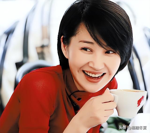 她一生 “风流成性	、老少通吃”，撩汉无数	，现如今56岁却依旧单身