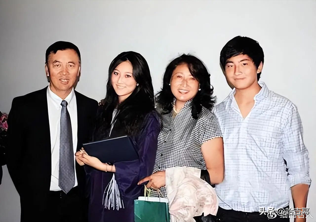 郎平做梦也没想到，曾获五连冠女排队长杨锡兰，如今在瑞士当保安
