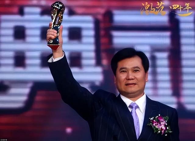 2.2亿解决13亿债务！苏宁张近东丢掉家乐福，终于回了口血