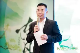 我卖了我的300套房子还债，为了“留在牌桌上”图片