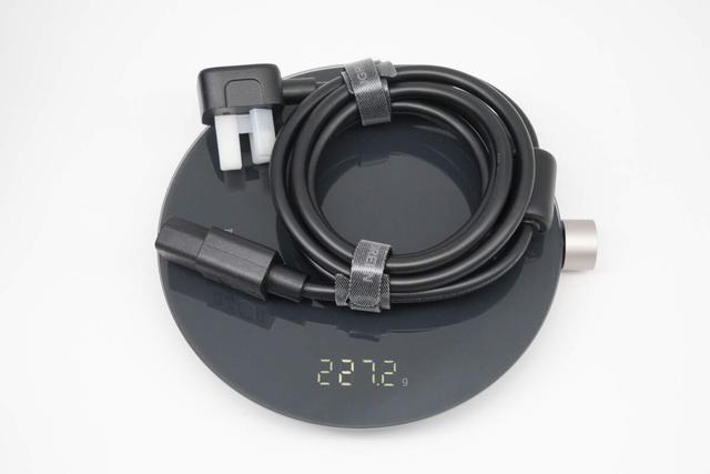 业界首款满血版PD3.1快充，绿联500W氮化镓充电器拆解
