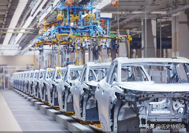 硬抗关税也得买！美每天对华进口10亿商品，中国港口变得拥堵