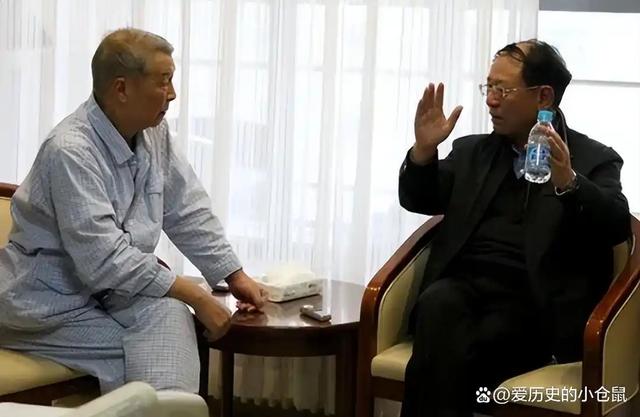 他曾是胡书记的得助手,担任过贵州省委书记,临终请求葬回故乡