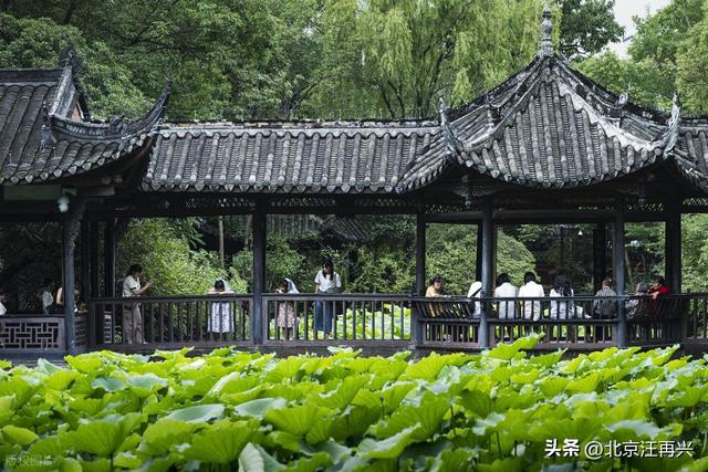 在眉山三苏祠，苏洵、苏辙、苏轼，你最喜欢谁