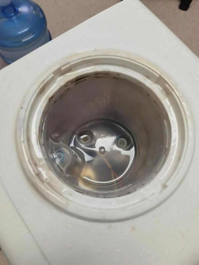 “突然消失”的5种家电，跟不上时代，别说卖了，白送都没人要！