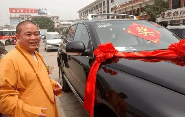王宝强也没想到，释永信毁灭牵出前妻马蓉旧事，自己差点“垫背”