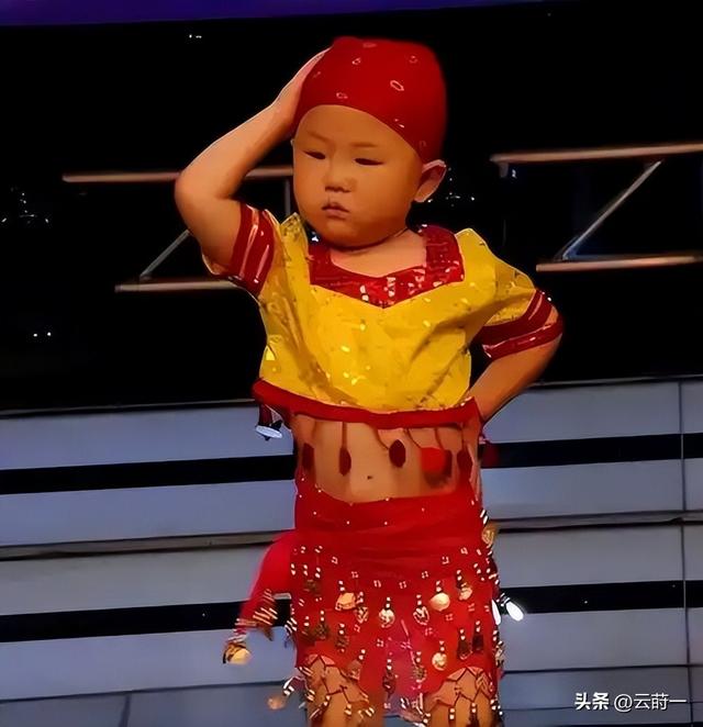 3岁上央视	，5岁登春晚，7岁就年薪百万，没想到现在却成了这样子