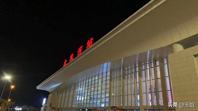 走过的是风景，留下的是回忆，人生就像一场旅途