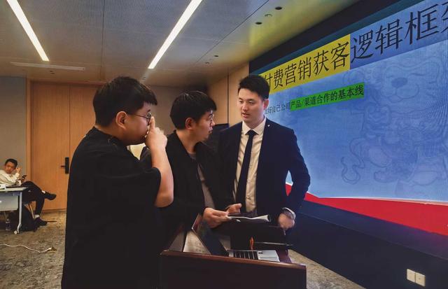 老客户不动了，新客户不来了，你最怕的那个局来了