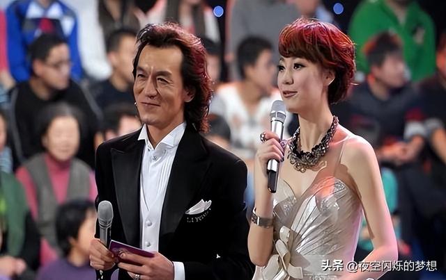 私生活炸裂、央视除名、陪睡疑云，她身上到底哪张标签是真的？