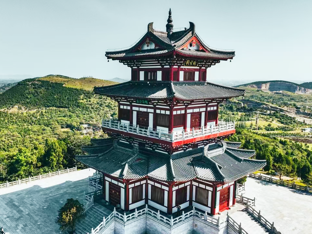 马上来“临” “沂”起过年｜爬一座沂蒙的山