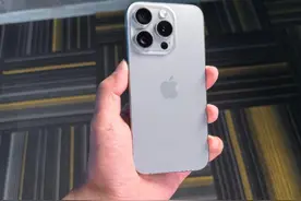 别总说“遥遥领先”、“超过苹果”，这数据出来后，看着丢人图片