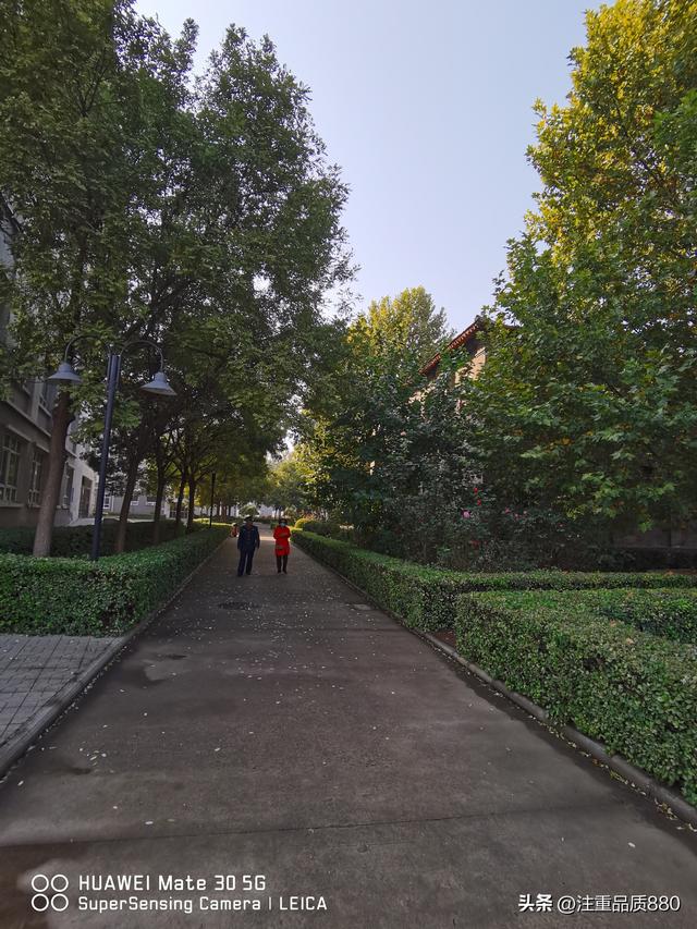 旅游中的幸福事~在这位“战友”保安的帮助下，圆了我故地重游梦