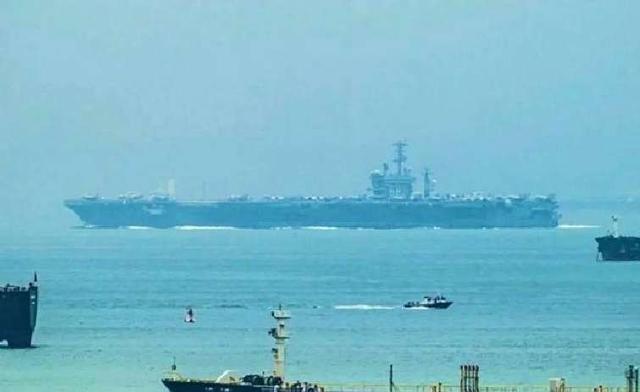 特朗普当众表示“是中国逼我的	”	，美媒：中国附近已有两艘美航母