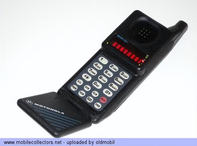 通信历史连载788-世界第一部下翻盖手机-摩托罗拉MicroTAC-1989年