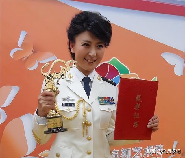 麻烦大了！不到48小时，闫学晶再传2大噩耗，就连何庆魁也被牵连