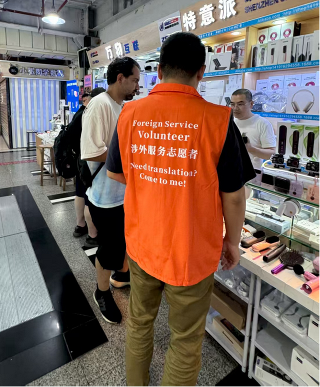 外国人在这里住酒店，也太方便了!丨国际范·看福田㉓