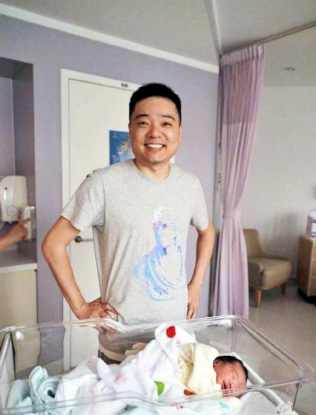 丁俊晖的妻子张元元：她不是富二代，见证了丈夫辉煌背后的眼泪