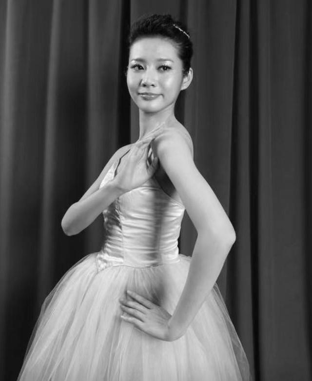 李幼斌“女儿”嫁豪门,坐月子遭家暴27岁离世,回顾她的一生太惋惜