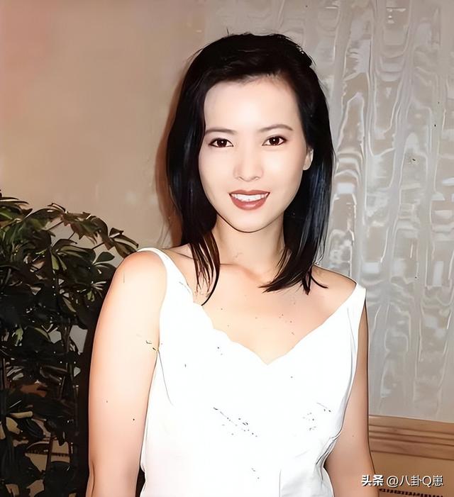 贪财好色、抛妻弃子、赚国内钱跑国外花，这几位就是所谓的前辈？