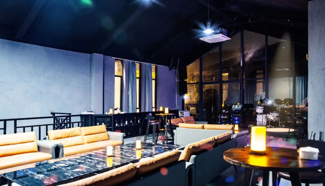 5分钟到达新兴南站！凭高铁票住房享9折优惠、泡汤泉低至¥48元/人！来禅域小镇玩转两天一夜！