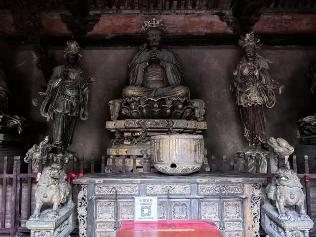 2025年稻城亚丁自驾之旅（5）新绛龙兴寺