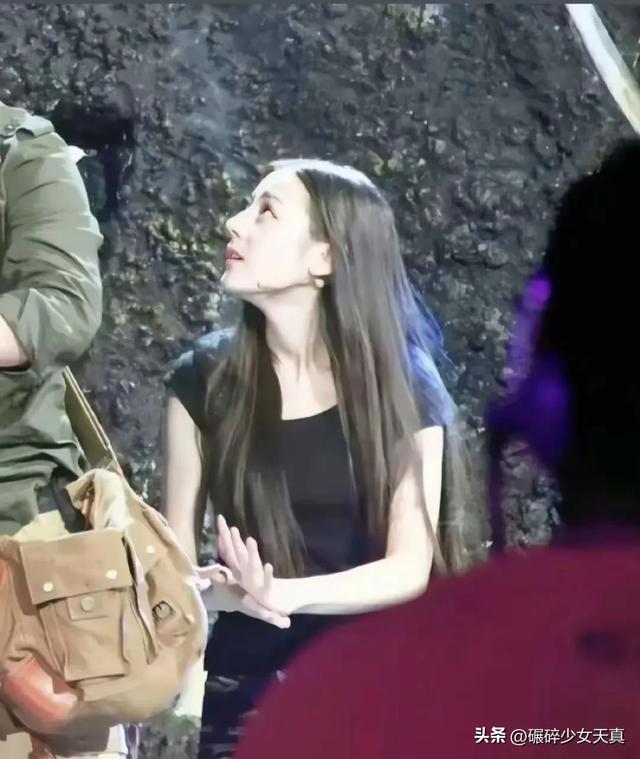 古早巴巴的颜值杀疯了！最后一张看了流鼻血，谁能顶得住这波美颜