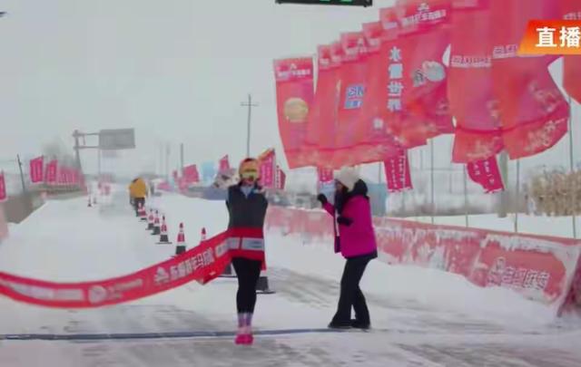 丈夫公开发声！官宣辞职才5天，最快女护士竟踏上了另一条上坡路