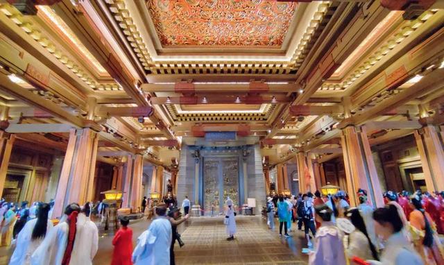 元旦兴汉胜境全攻略：昼赏汉风，夜赴火舞，两天一夜梦回大汉~