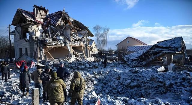 中国奉陪到底！《东京宣言》发布，日文版超过7页，高市换新打法