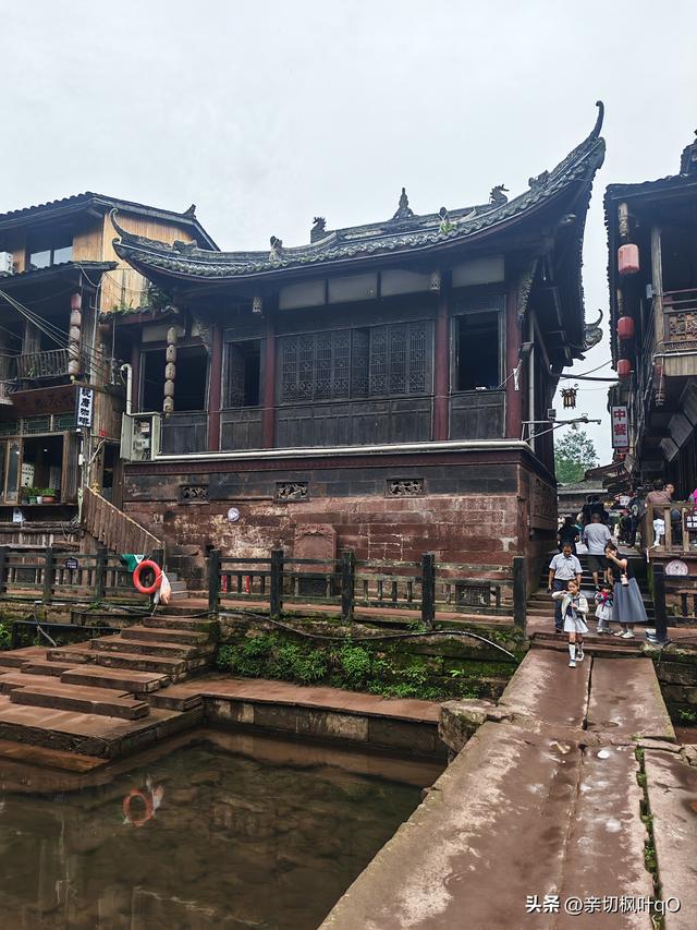 四川雅安雨城区：历史文化名镇上里，大熊猫基地碧峰峡