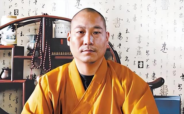 10年沉默，一朝反转！当年举报释永信的释延鲁，现在怎么样了？