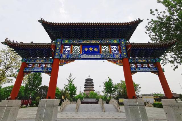 河北石家庄，寻访正定古城的九楼四塔八大寺