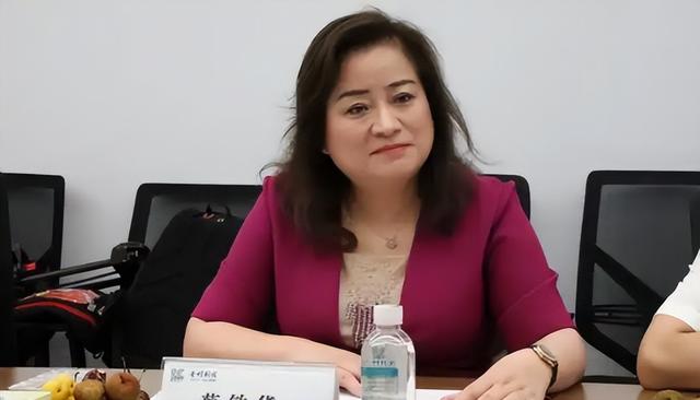 “药企第一大雷”爆了，造假超10亿，“海南女首富”彻底栽了！