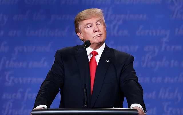 拿定主意了？美军进入战斗准备状态，特朗普放话：不排除动武