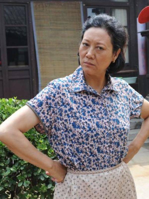 演技再好长得凶也白搭！一脸“凶相”的5位女演员，可惜了好演技