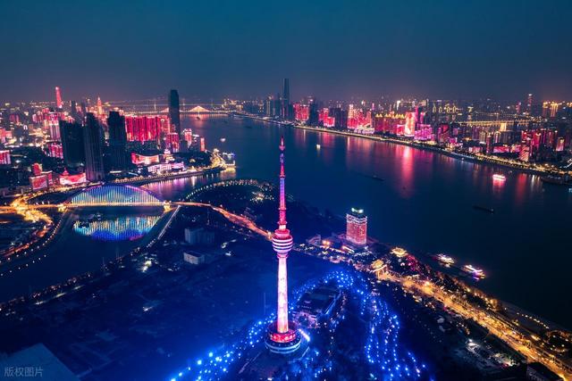 浙江人去了武汉和长沙，直言不讳：武汉人和长沙人气质截然不同