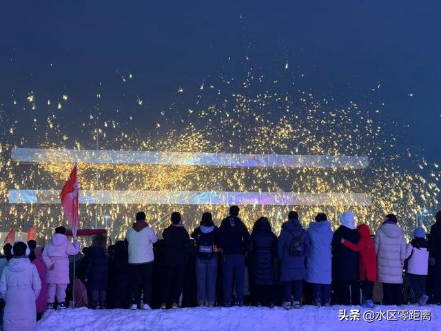 乌鲁木齐市水磨沟区——打卡了吗？冰雪+非遗+民俗，天山明月冰雪城把冬日仪式感“拉满”！