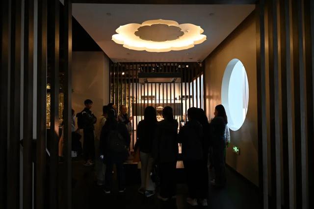 人挤人的南京，现在还值得去吗？