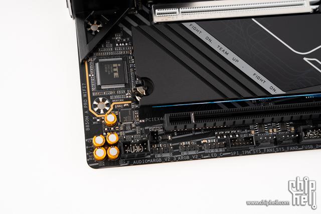 「装机不用挑，就选电竞雕」技嘉 电竞雕 B850M + 5080 FE + COOJ Z18 装机