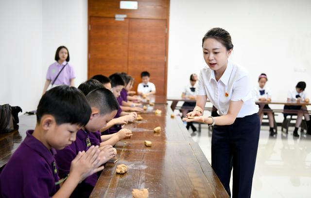 秦风渭水共传承秦陵博物院与渭博开展小讲解员培训交流活动