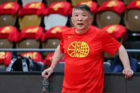 中国女篮首堂训练课缺席2人，24日到队，国内两场热身赛时间确定图片