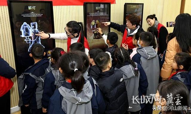 河北会“走”的博物馆开进校园 千年文物“活灵活现”